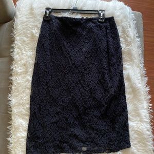 Lace pencil skirt